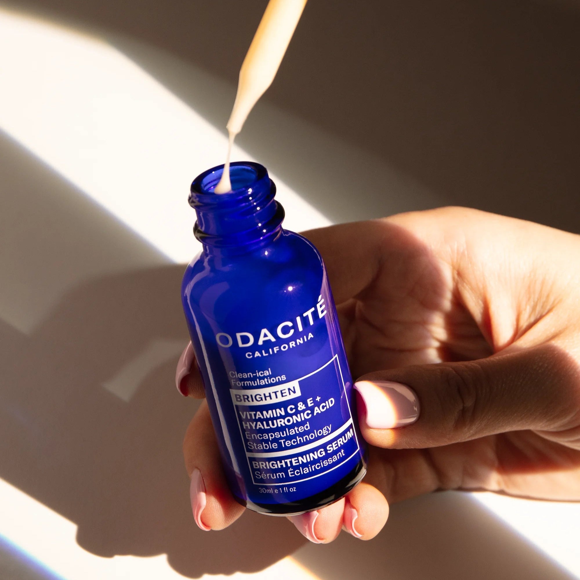 Odacité BRIGHTEN Serum with Vitamin C, E & Hyaluronic Acid, 30 ml