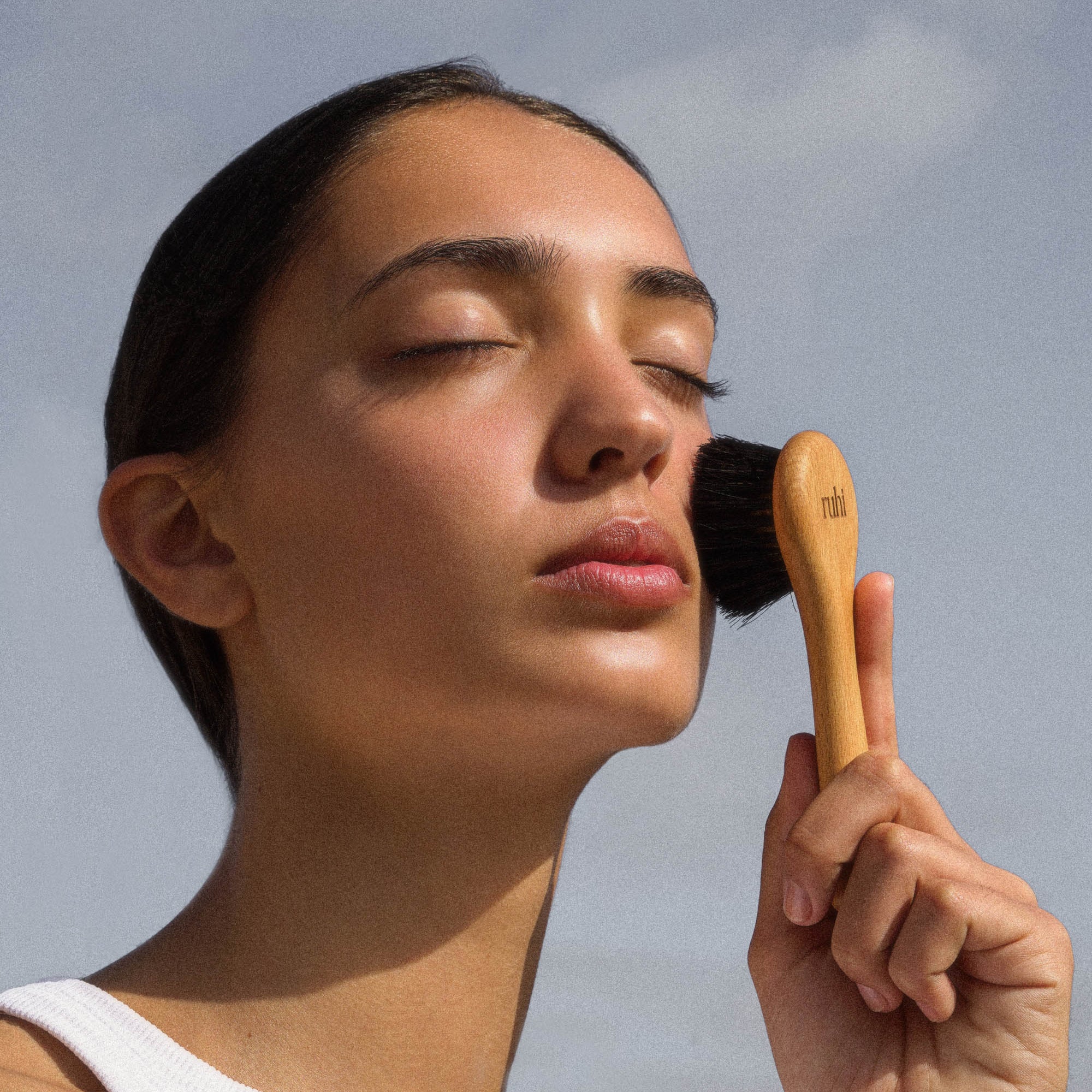 ruhi The Iconic Facial Dry Brush for Lymphatic Drainage Massage