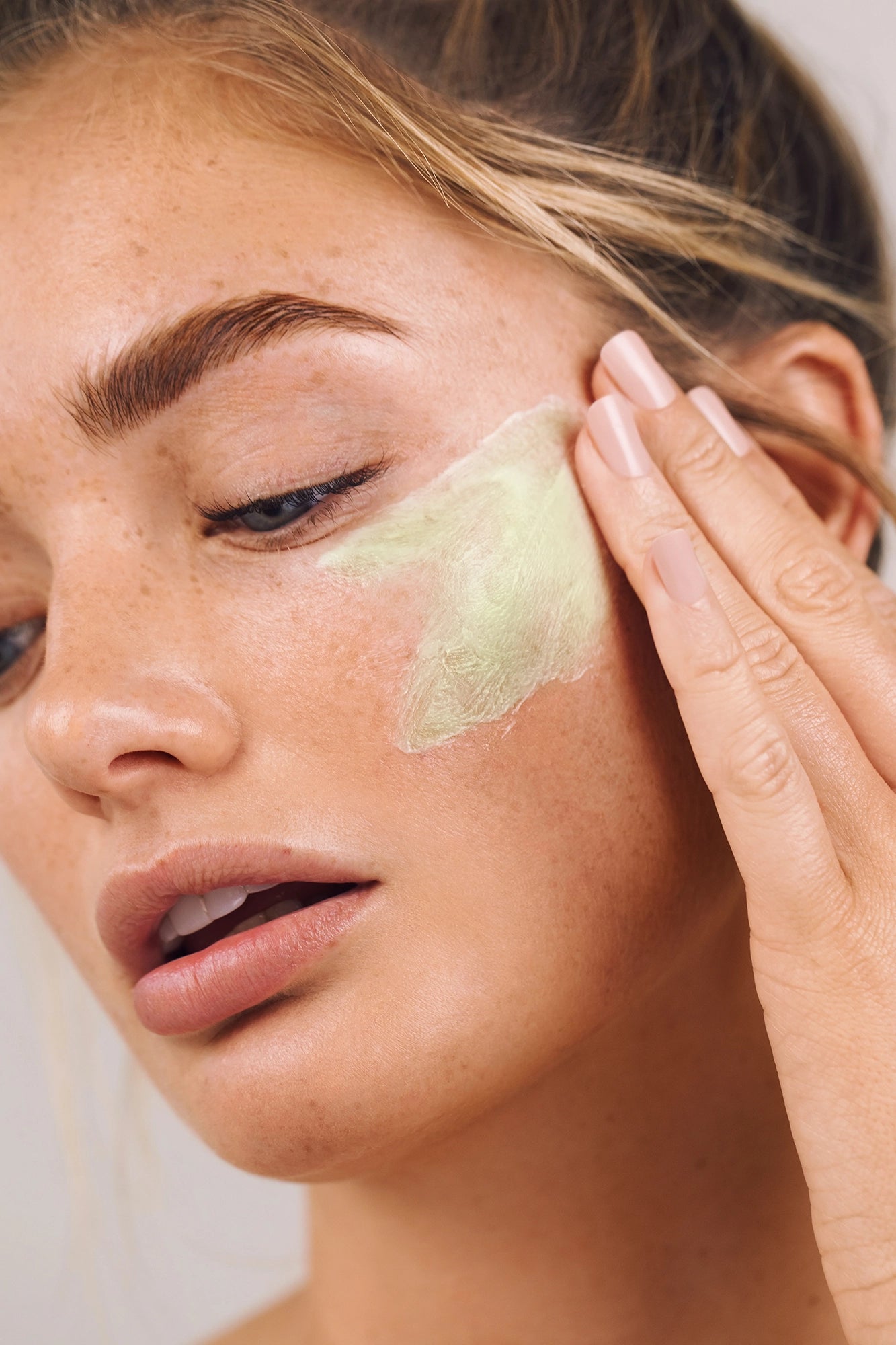 Odacité Green Smoothie Cucumber & Hyaluronic Acid Cream, 50 ml